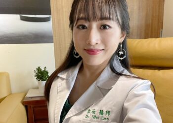 美女醫師李薇攜手白袍聯盟 開創節目致力知識走進生活