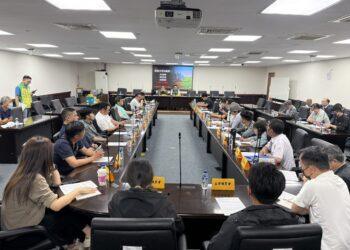 李啟維議員舉辦「土石方去化健全機制」座談會業者提五大訴求