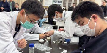 12月6至18日台南一中與日本青陵高校攜手展出「瓷深の約定」瓷器特展