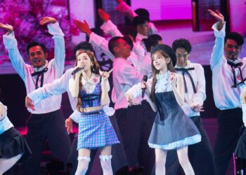 王心凌攻蛋開唱第2夜 韓星Jessica驚喜合體唱愛你 默契演出噴發雙倍糖份