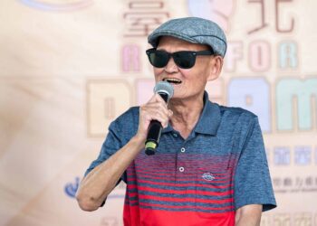 李炳輝生計困難！妻撞斷牙還要裝心導管　蕭敬騰、康康伸援手送暖