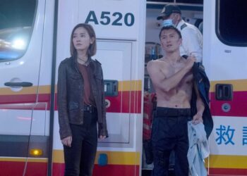 謝霆鋒大秀MAN味冰塊肌 《海關戰線》展現特訓成果超吸睛