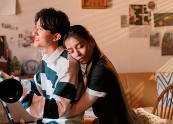 冰球樂團全新單曲〈不小心〉宋芸樺飾出租情人提供團員「出租愛情」特殊癖好服務 冰球嚐演員初體驗大讚她有義氣＋硬實力