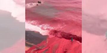 影音/末日景象? 伊朗南部降雨沿海變血海?