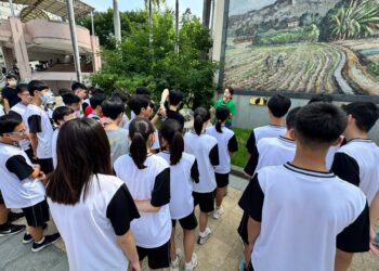 為植物人撐起一片天 員高學子上街頭募發票