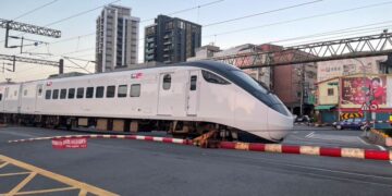 臺鐵因應鐵路人員升資考試 11/9停駛65列車次、集集線公路接駁