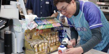 新北鮮奶幸福週開跑！劉和然化身一日店長 全台逾 3 千據點守護 33 萬學童健康