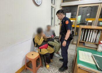身障男深夜走失家屬急報案 芳警2小時火速尋獲助返家