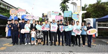 彰化開學日 各區警察、志工同步啟動守護學童上學