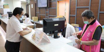 從喪女之痛到助人之路　他在急診室以志工重生