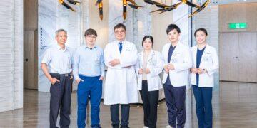 不拆矯具也能直接做光照治療 彰基榮獲阿基米德發明展金獎與特別獎