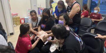 乳癌篩檢車開進社區 早期發現、早期治療守護女性健康