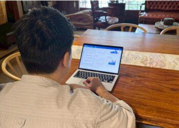 打造產業競爭力新動能   中小企業AI轉型全面加速   雙軌人才培育X系統化輔導X應用落地   