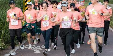 參加柚花路跑　蕭美琴跑完6公里賽程