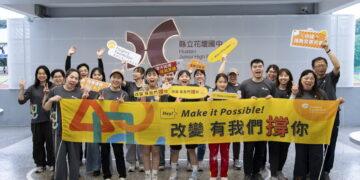 職人出馬！漆作金牌校友相挺　攜手遠雄志工翻修校園