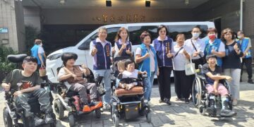 林季臻長期投入公益 號召五股靜心院慨捐復康福祉車 提升八里愛心教養院生就學就醫便利性