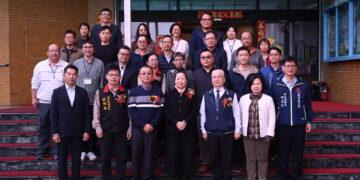 鳳林地政事務所主任交接 徐榛蔚期勉強化地政服務