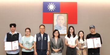 青年設計力助陣！北市「神之摩手」視覺競賽頒獎 創意點亮視障按摩