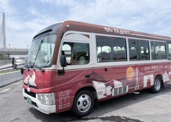 只要 5 元！淡江大橋 4 條全新公車試營運 即日起開放線上預約