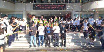 崇實技藝競賽揮出全壘打 名師賴燕烱奪金手完美傳承