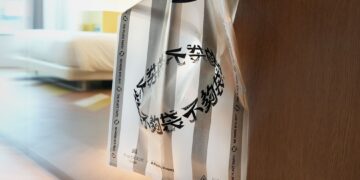 南港老爺行旅推「袋不 GO」回收塑膠打造永續旅行好物