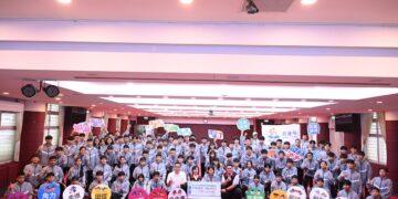 花蓮縣參加「115年全國中等學校運動會」翁書敏授旗勉勵