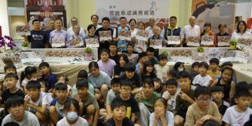 影音/鹿港鎮《跟著普渡歌認識舊鹿港》 首本讀物以故事傳承地方文化