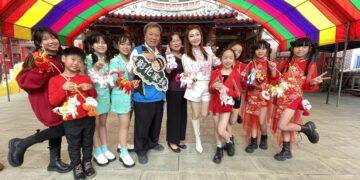 影音/清水岩寺傳愛12載 義賣家扶燈籠助學 美魔女楊惠絜議員蕭妤亘響應公益