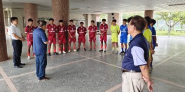 關懷偏鄉體育 陳益雄理事長全力力挺花農足球隊