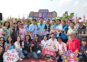 影音/2026員林蜀葵花季 近萬株的蜀葵花超過30種花色一次綻放