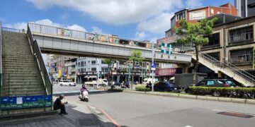 新莊龍鳳陸橋拆除工程9月4日至5日夜間施工 中正路雙向路段實施封閉