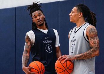 《NBA》馬刺G2回神 大勝38分虐殺灰狼 系列賽扳回一城