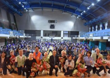 「竹東秋唱」進自強國中 AORA瑞典人聲樂團演出精彩