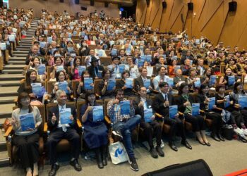 跨越語言距離　締造親密連結 「高雄世界詩歌節」以詩會友