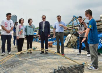 宣導漁業防災在頭城漁會舉行　200件救生衣捐從業人員　