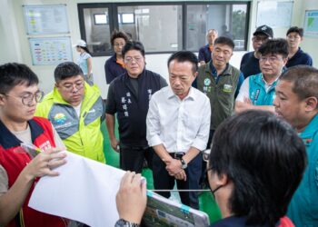 翁章梁視察防汛整備　籲減少非必要外出