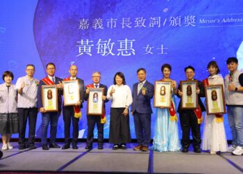 雲嘉傑出經理人揭曉　6位產業菁英獲獎展現創新力