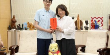 嘉義之光蕭翔文亞帕運奪金二連霸 黃敏惠加碼獎勵