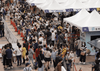 新北歡樂耶誕城運動狂歡 亞運之星見面會與球星近距離互動