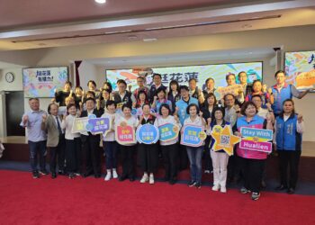 「挺花蓮．有購力」女力縣市長相挺 徐榛蔚哽咽感恩每個給予協助的好人