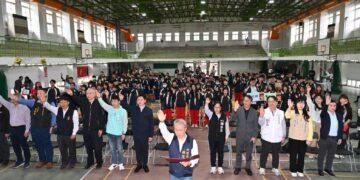 宜蘭縣友善校園週 縣長帶領宣誓拒絕短影音風險