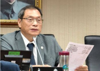 民進黨屏東縣黨部反對財劃惡法 蘇清泉重轟不會執政就讓開