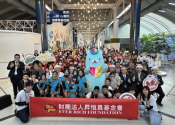 聖誕送暖頒發獎助學金 昇恒昌基金會助132位學子追夢