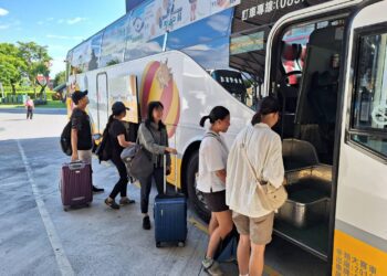 郵輪式列車感受台東之美 臺灣好行縱谷鹿野線服務升級