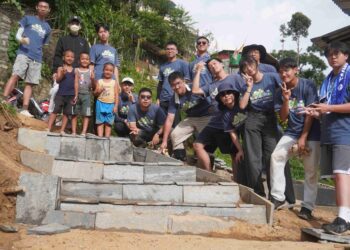 臺科大「城南無限」計畫團隊再赴尼泊爾　協助當地育幼院搭建手作步道