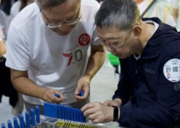 羅東博愛70周年　百人完成萬片骨牌傳遞團結與凝聚