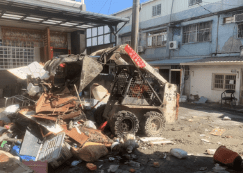 新北環保局馳援嘉義 3天清理1,540公噸颱風廢棄物