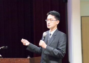 老阿嬤大動脈阻塞中風眼歪嘴斜　醫師取栓術搶救成功救回