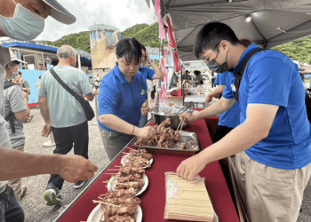 小卷季強勢登場 深澳漁港免費試吃加碼特賣 週末不容錯過