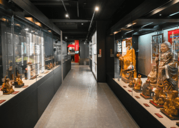 張善政參觀土地公文化館特展 解密台灣多元土地神文化